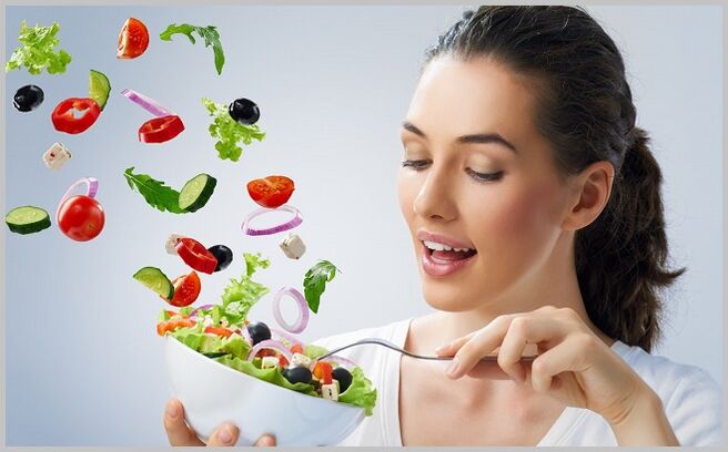 Varisli damarların tedavisi sırasında sebze salatası yemek